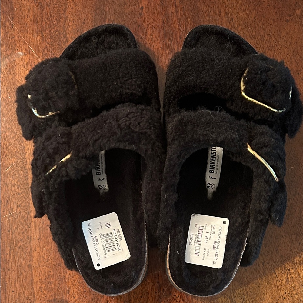 NWT, Birkenstock Arizona big buckle shearling, size 39